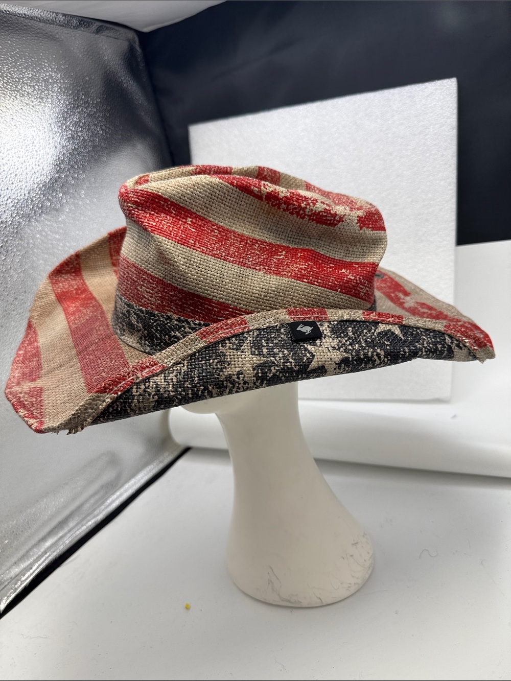 Peter Grimm Distressed American Flag Straw Cowboy Hat - Red, Cream, Black O/S